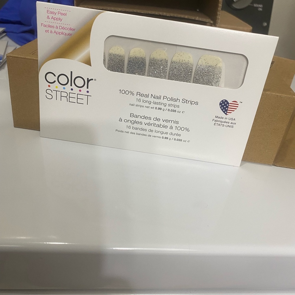 Color Street Nails-Dripping in Diamonds